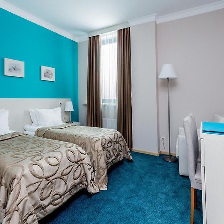 Aqua-Minsk Hotel Extérieur photo