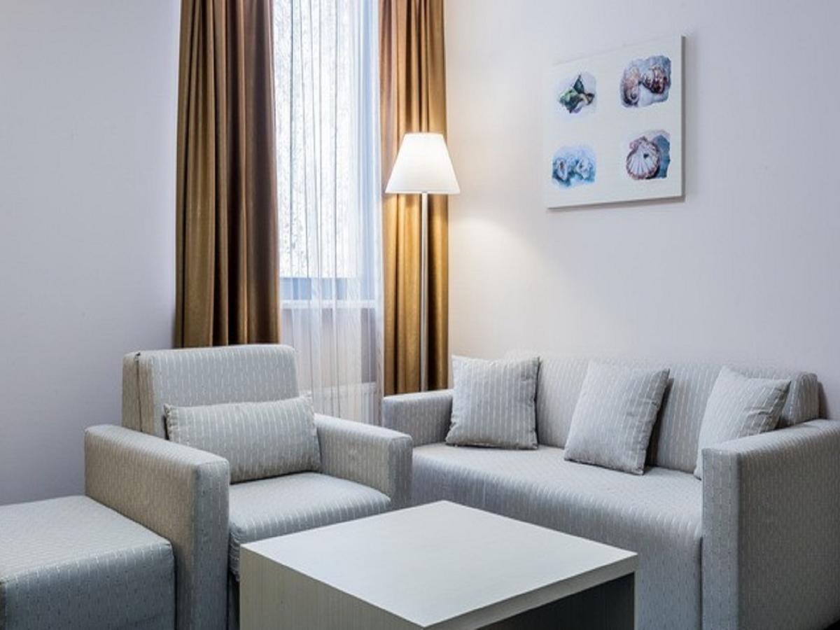 Aqua-Minsk Hotel Extérieur photo